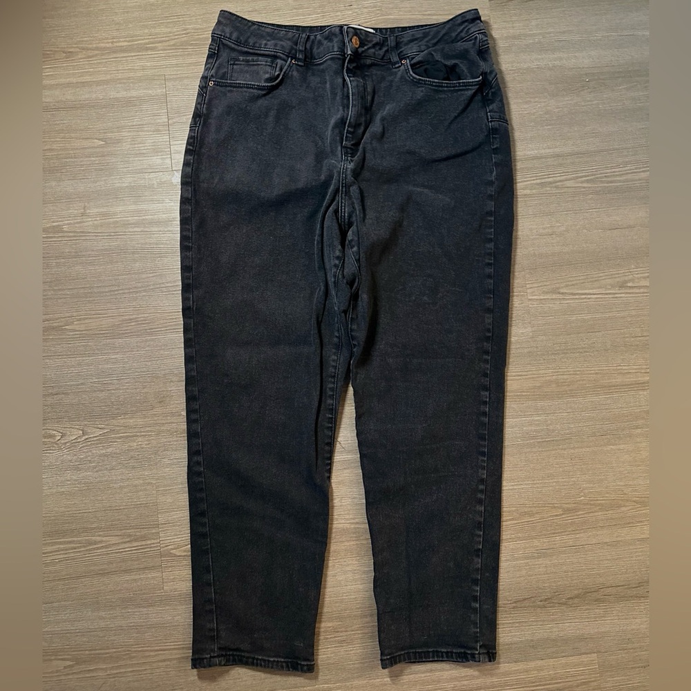ASOS New Look, Lift & Shape, high waisted mom jeans, washed black, size 12 short